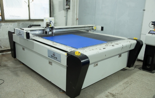 eva泡棉割樣機(jī)